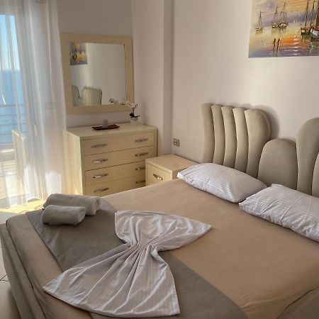 סרנדה Apartment With Huge Sea View Balcony מראה חיצוני תמונה