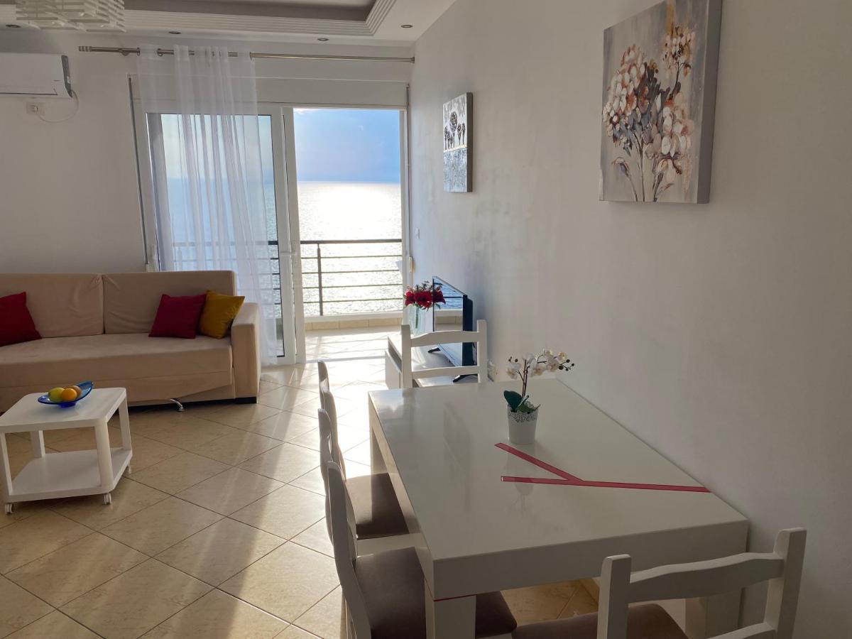 סרנדה Apartment With Huge Sea View Balcony מראה חיצוני תמונה