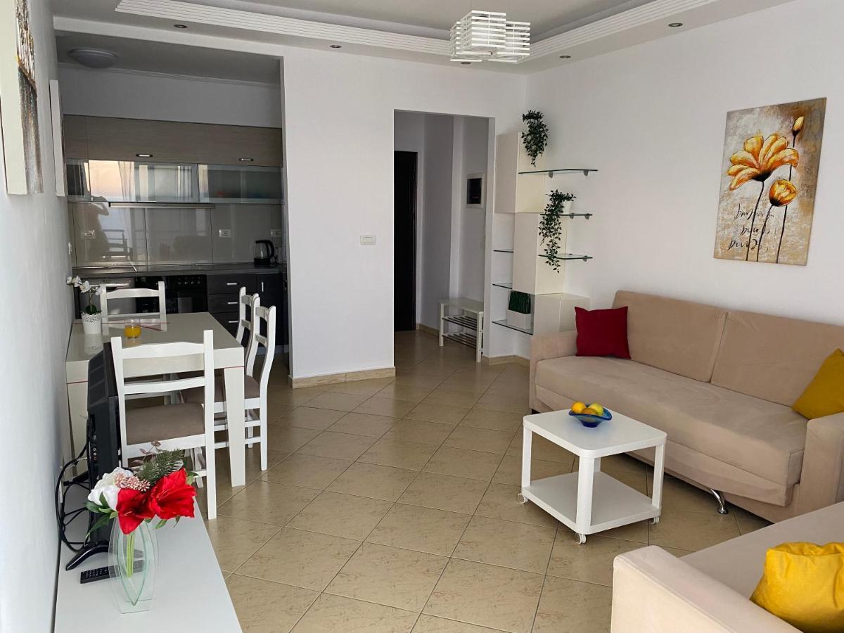 סרנדה Apartment With Huge Sea View Balcony מראה חיצוני תמונה